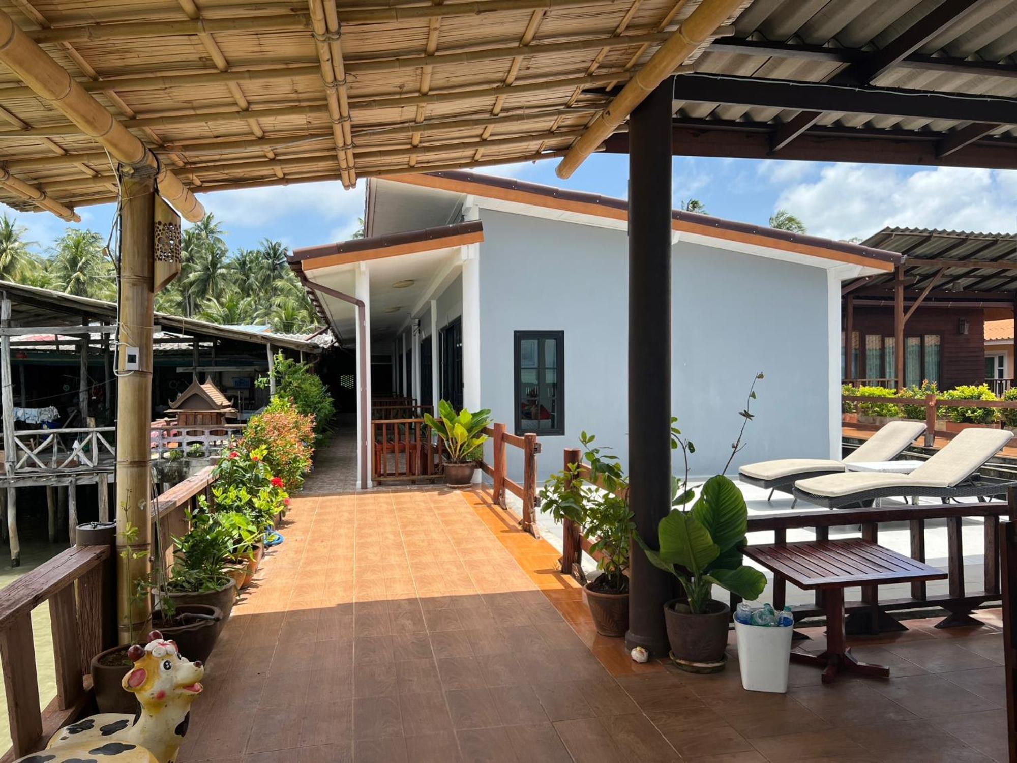 Baan Purada Apartment Koh Lanta Exterior photo
